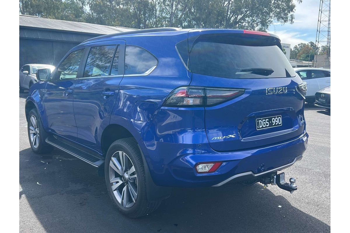 2024 Isuzu MU-X LS-T