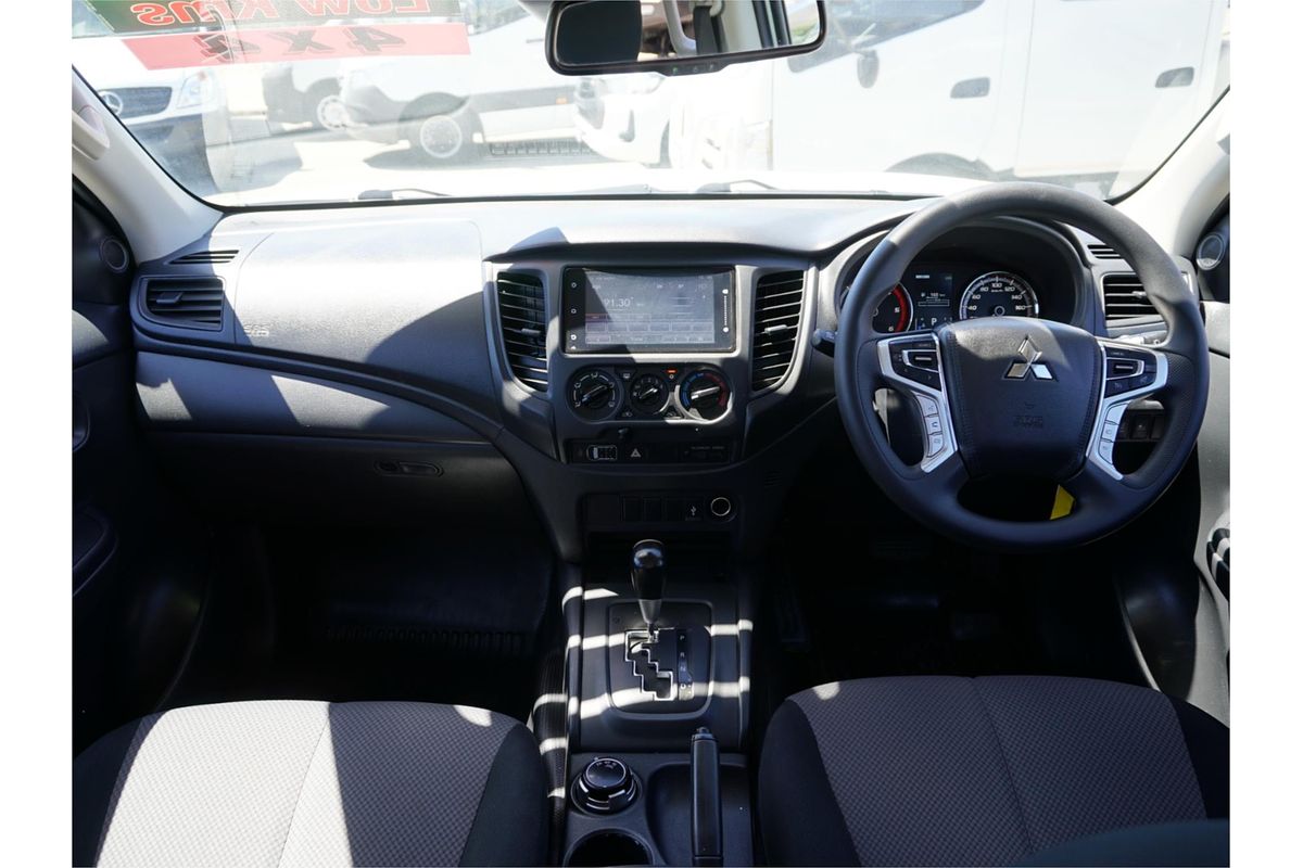 2023 Mitsubishi Triton GLX MR 4X4