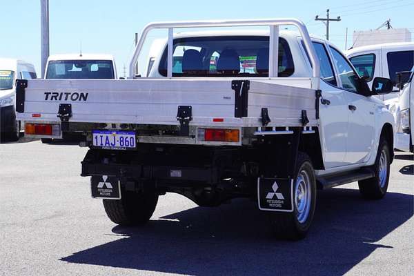 2023 Mitsubishi Triton GLX MR 4X4