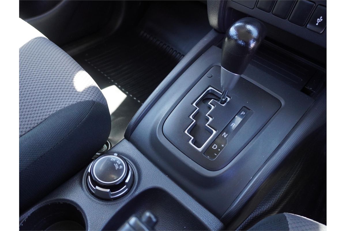 2023 Mitsubishi Triton GLX MR 4X4