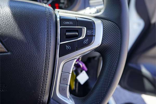 2023 Mitsubishi Triton GLX MR 4X4