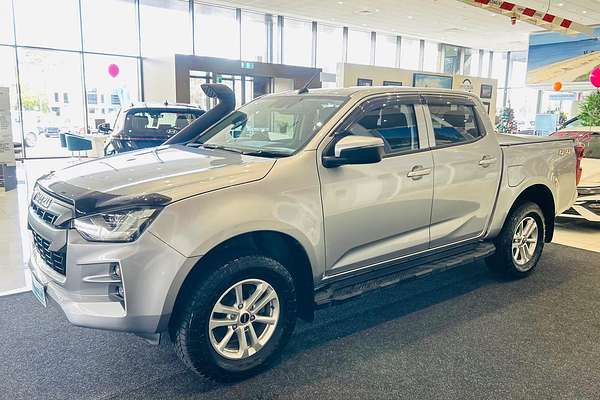 2022 Isuzu D-MAX LS-M 4X4