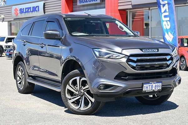 2022 Isuzu MU-X LS-T