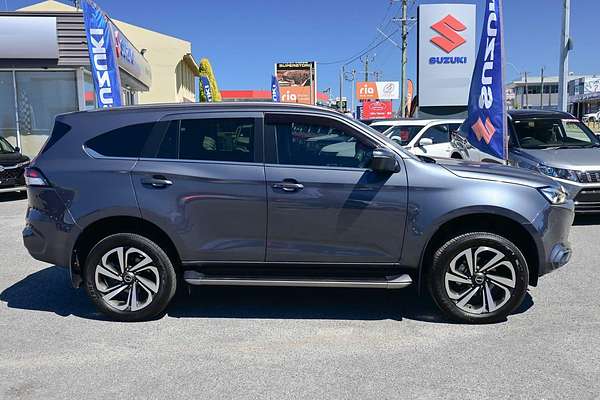 2022 Isuzu MU-X LS-T