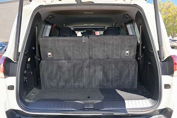 2022 Toyota Landcruiser Sahara FJA300R