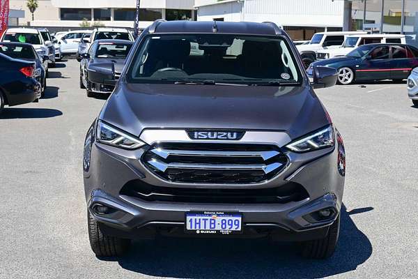 2022 Isuzu MU-X LS-T
