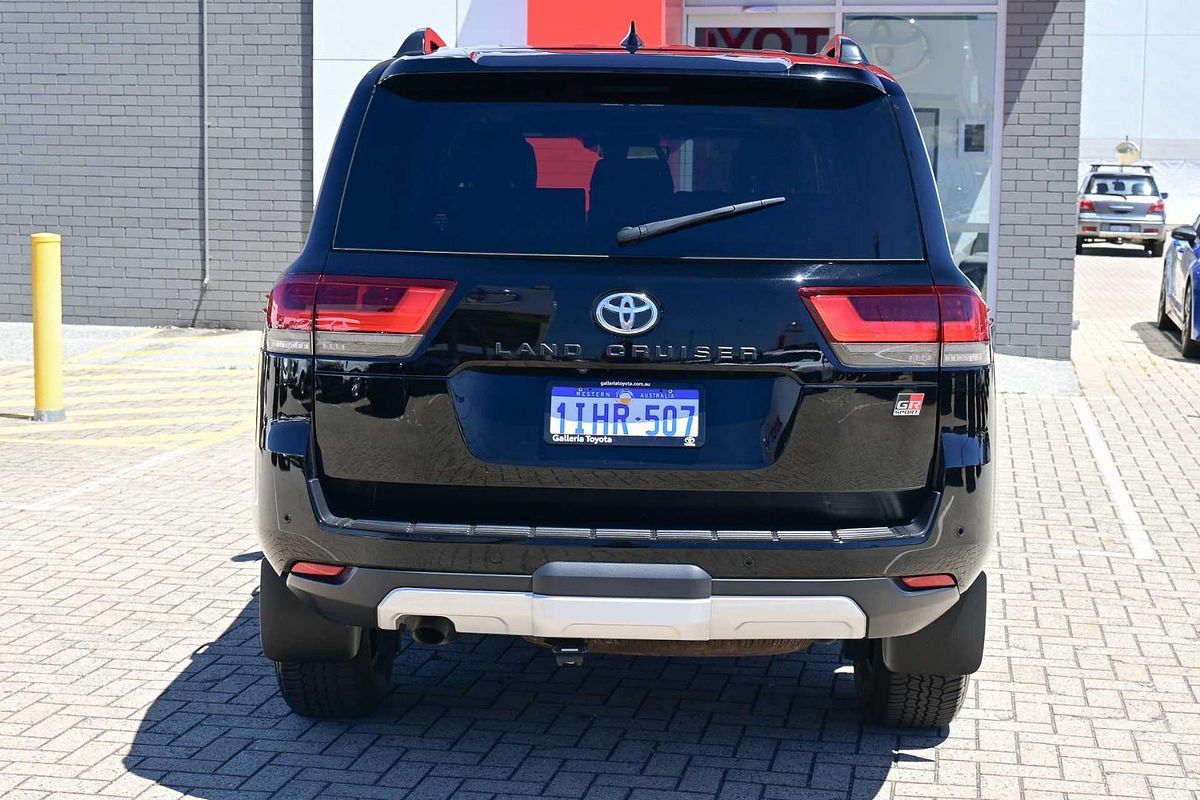 2022 Toyota Landcruiser GR Sport FJA300R