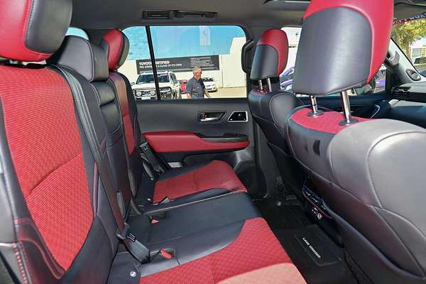 2022 Toyota Landcruiser GR Sport FJA300R