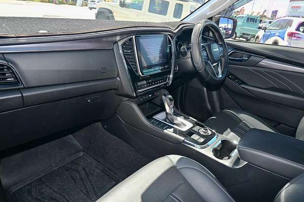 2022 Isuzu MU-X LS-T