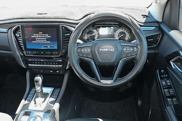 2022 Isuzu MU-X LS-T