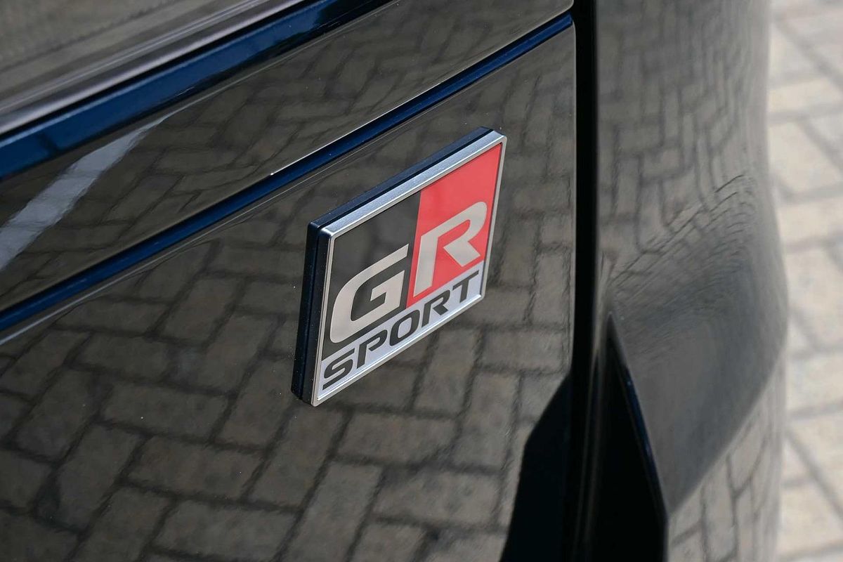 2022 Toyota Landcruiser GR Sport FJA300R