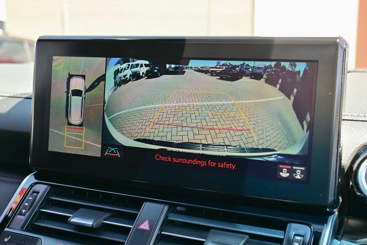 2022 Toyota Landcruiser Sahara FJA300R