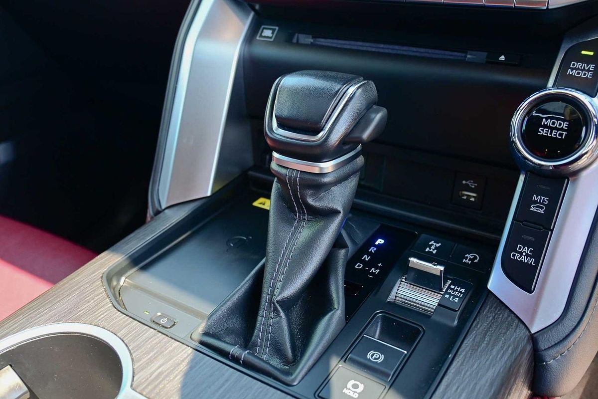 2022 Toyota Landcruiser GR Sport FJA300R