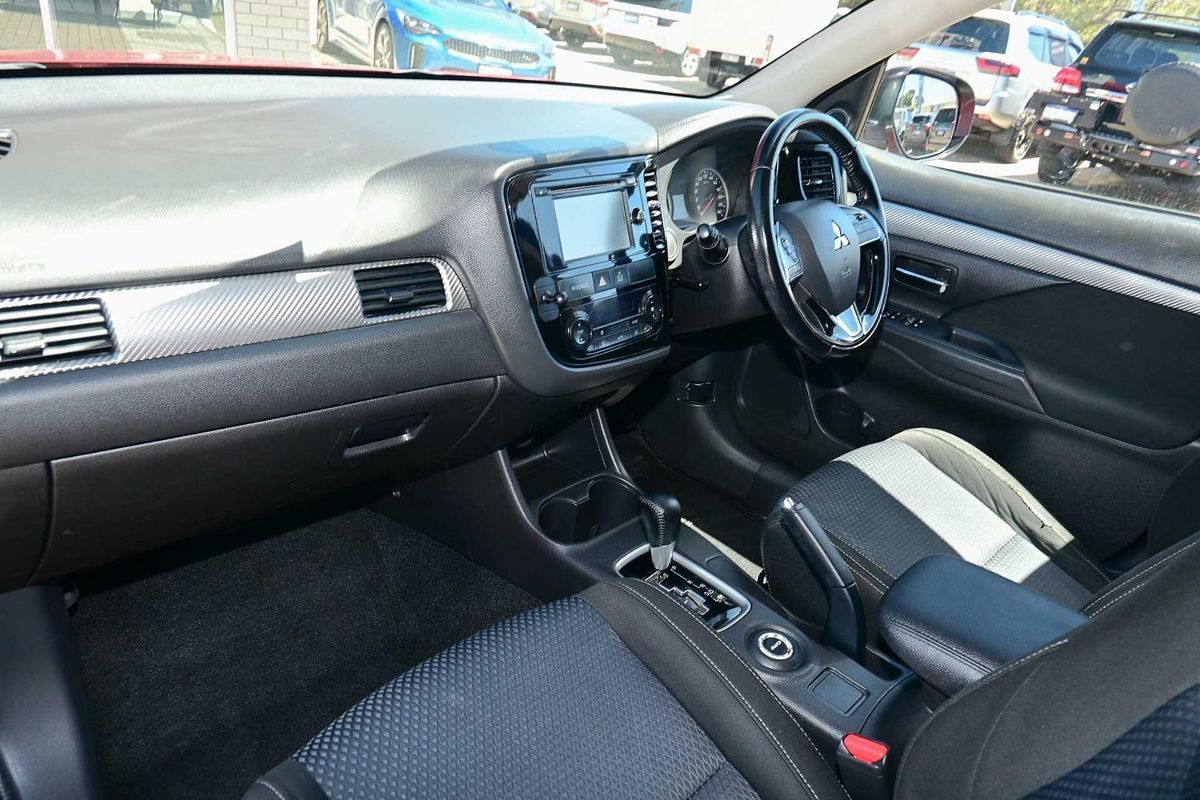 2016 Mitsubishi Outlander LS ZK