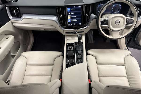 2019 Volvo XC60 D4 Momentum