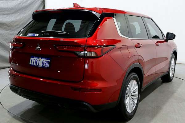 2024 Mitsubishi Outlander ES ZM
