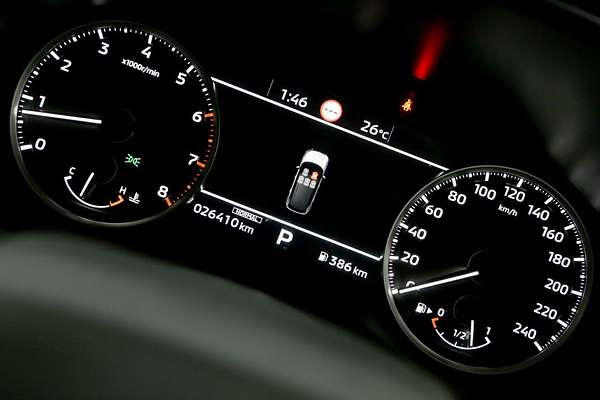 2024 Mitsubishi Outlander ES ZM