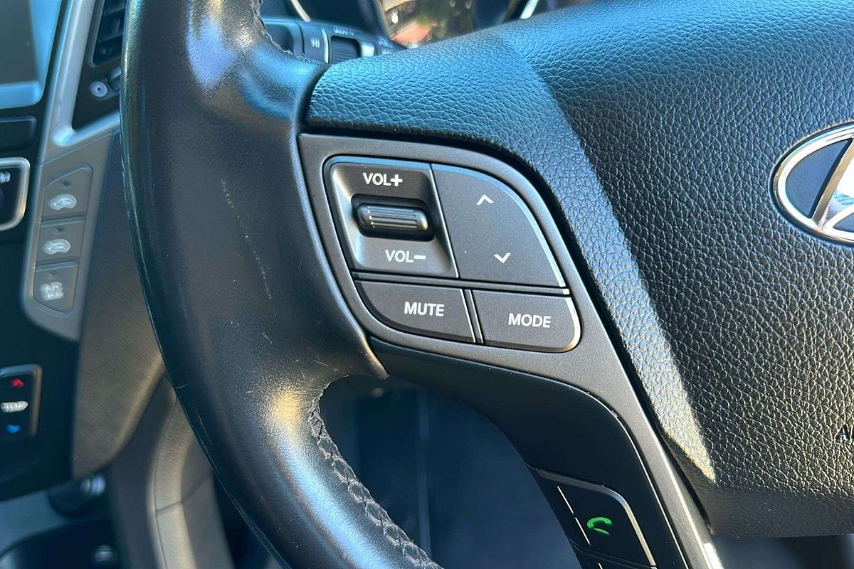 2016 Hyundai Santa Fe Highlander DM3 Series II