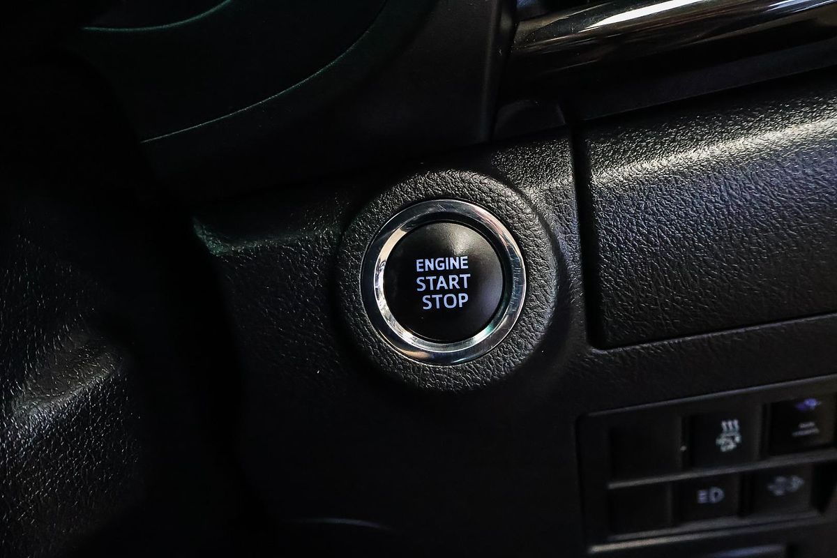 2020 Toyota Hilux Rugged X GUN126R 4X4