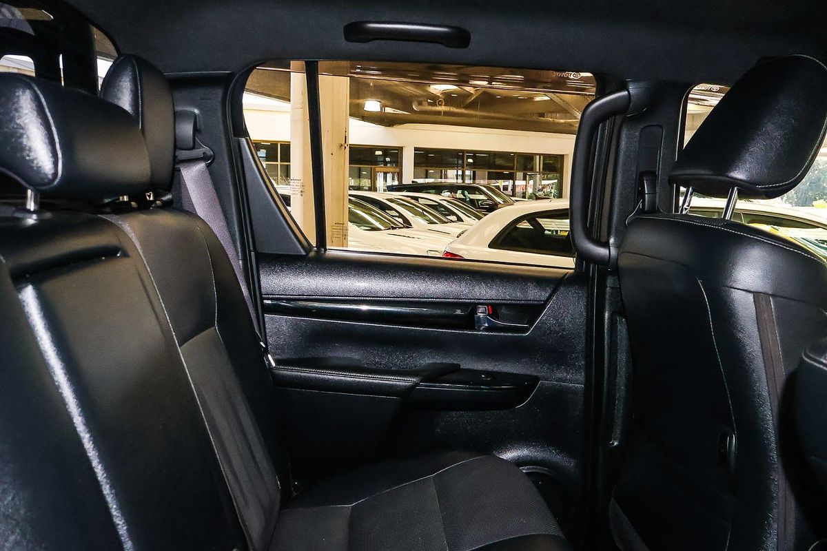 2020 Toyota Hilux Rugged X GUN126R 4X4