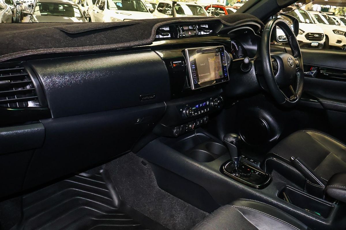 2020 Toyota Hilux Rugged X GUN126R 4X4