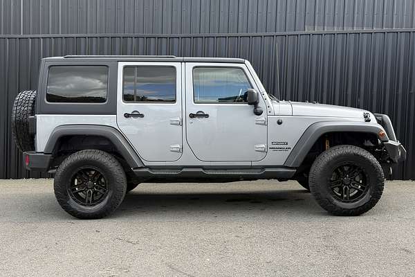 2014 Jeep Wrangler Unlimited Sport JK