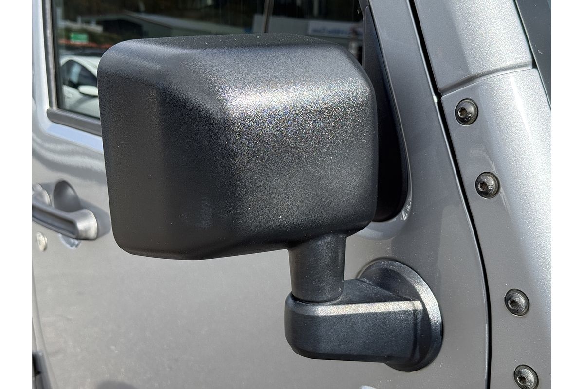 2014 Jeep Wrangler Unlimited Sport JK