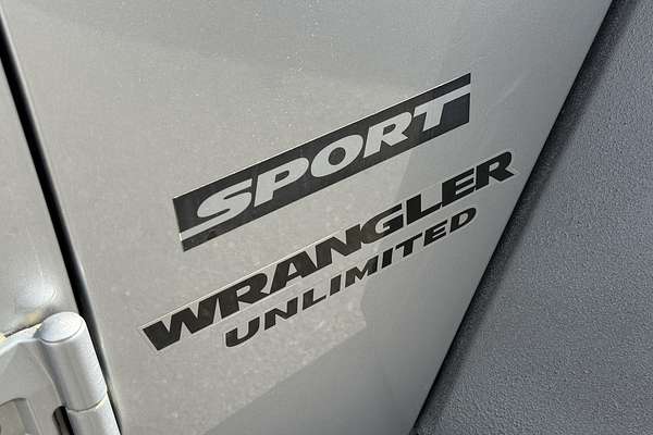 2014 Jeep Wrangler Unlimited Sport JK