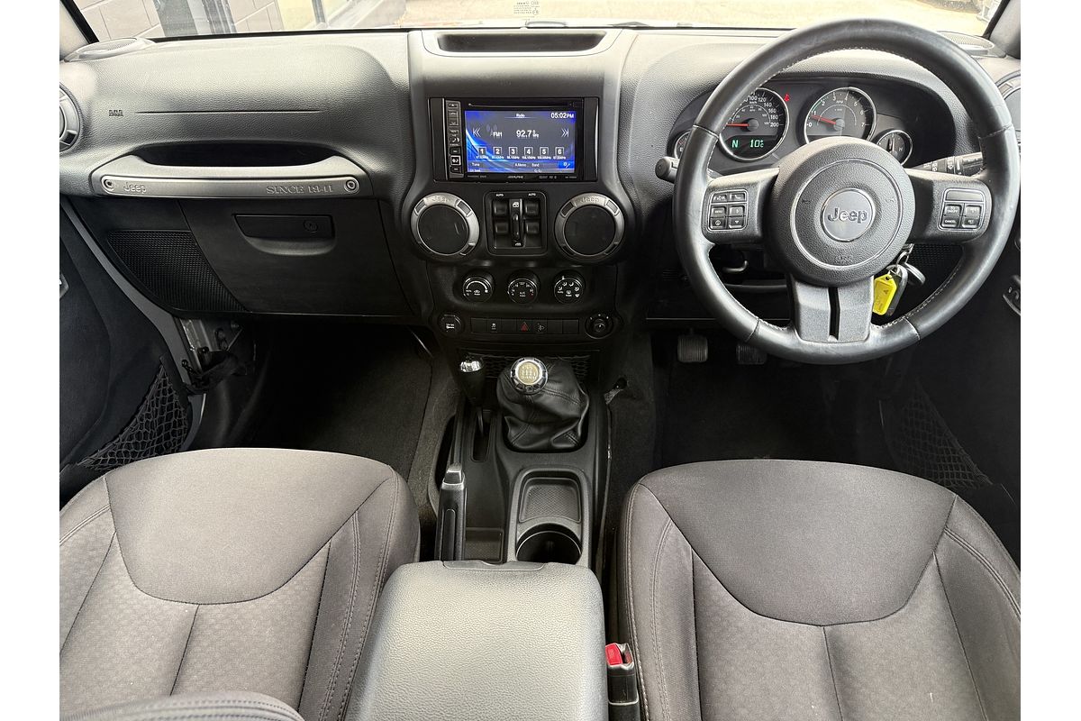 2014 Jeep Wrangler Unlimited Sport JK