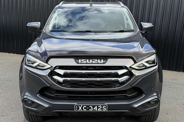 2022 Isuzu MU-X LS-T