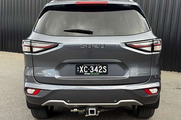 2022 Isuzu MU-X LS-T