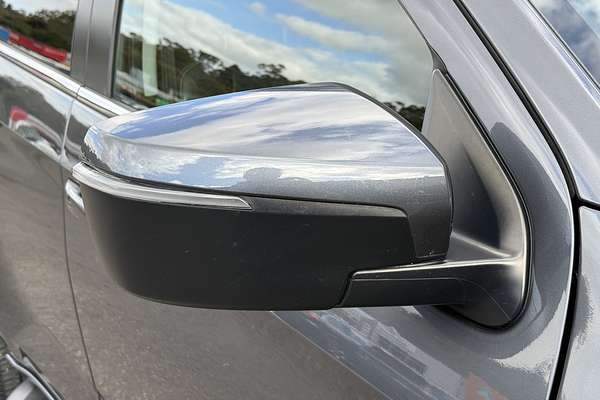 2022 Isuzu MU-X LS-T