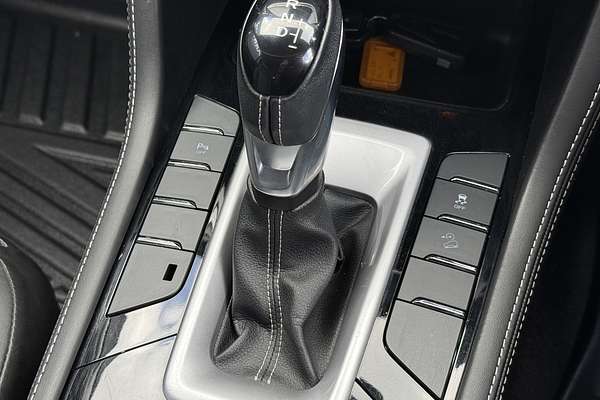 2022 Isuzu MU-X LS-T