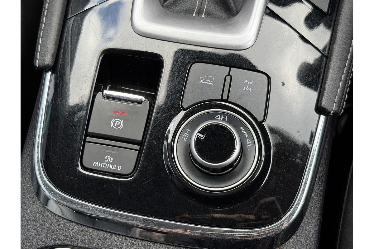 2022 Isuzu MU-X LS-T