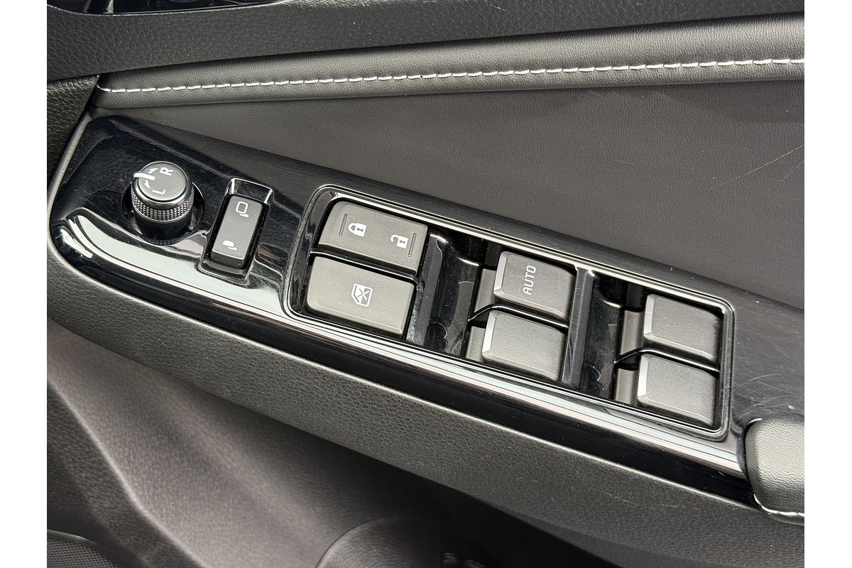 2022 Isuzu MU-X LS-T