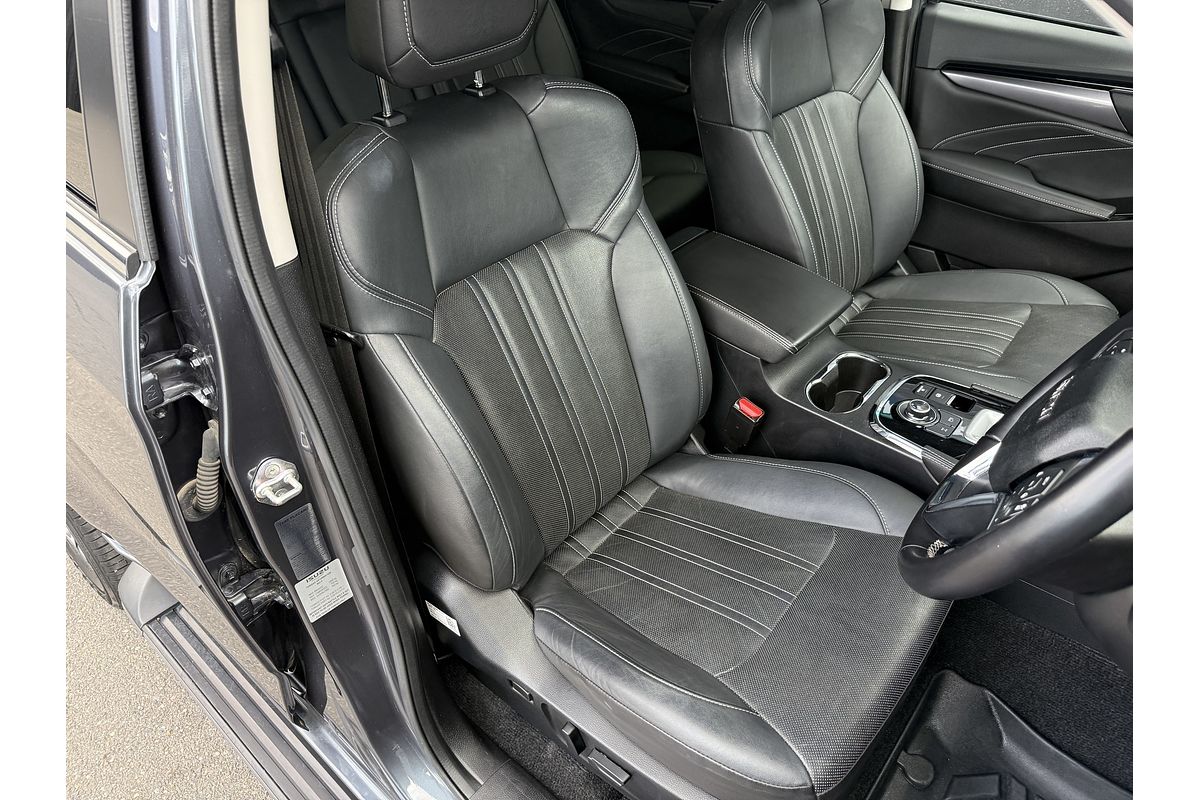 2022 Isuzu MU-X LS-T