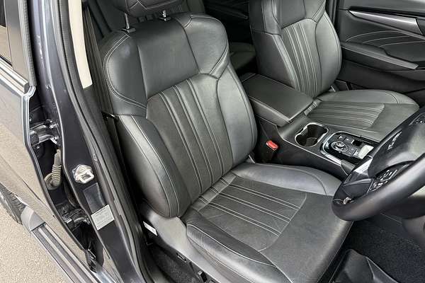 2022 Isuzu MU-X LS-T