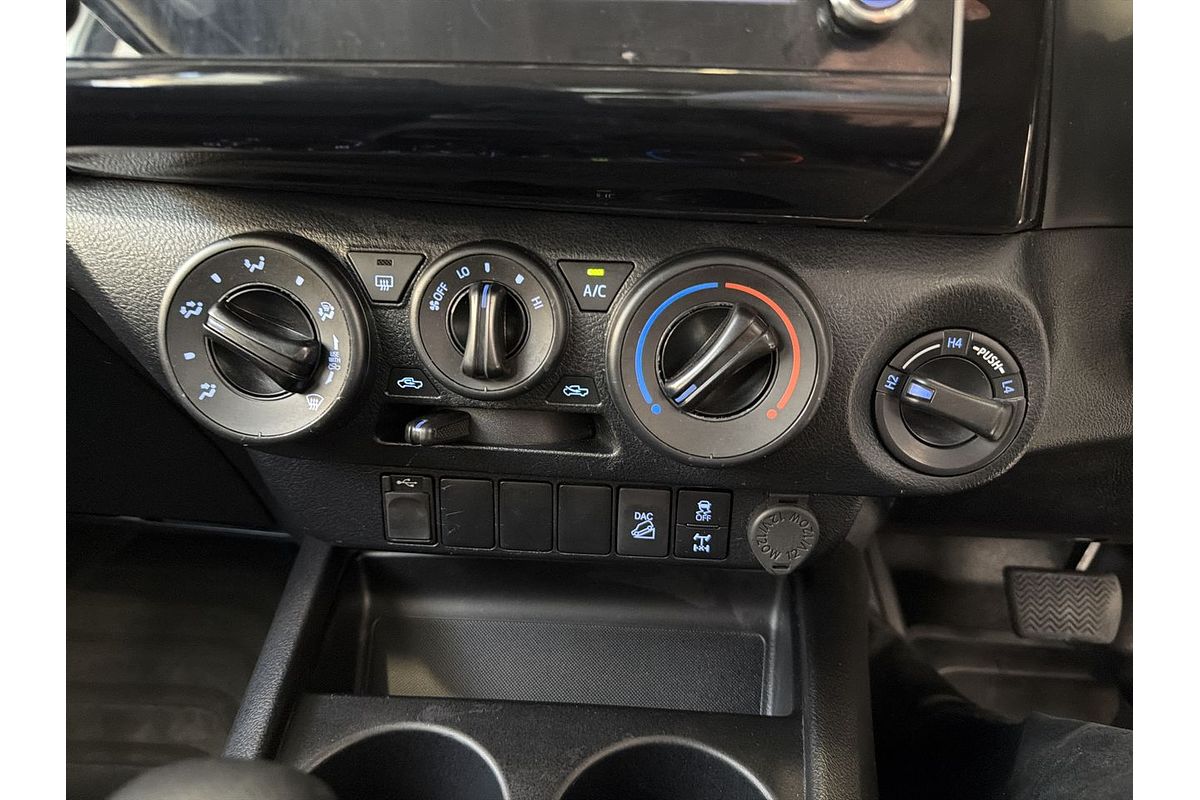 2022 Toyota Hilux SR GUN126R 4X4