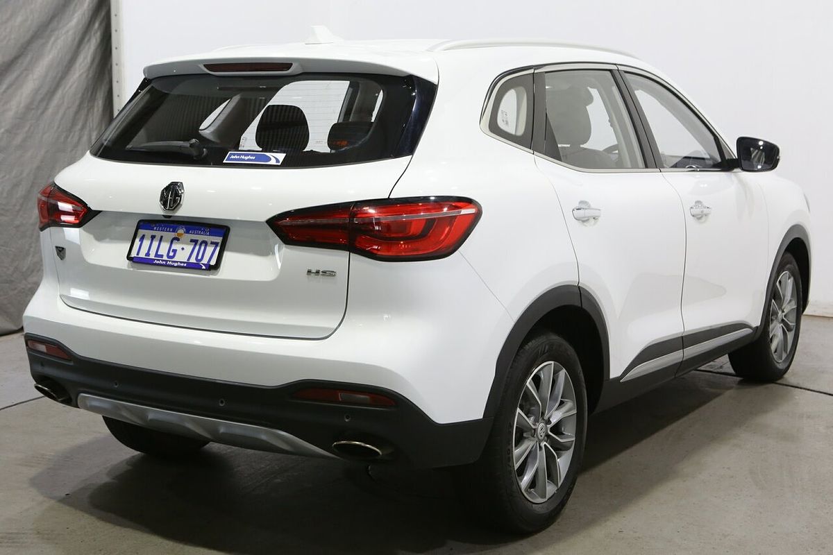 2024 MG HS Vibe SAS23