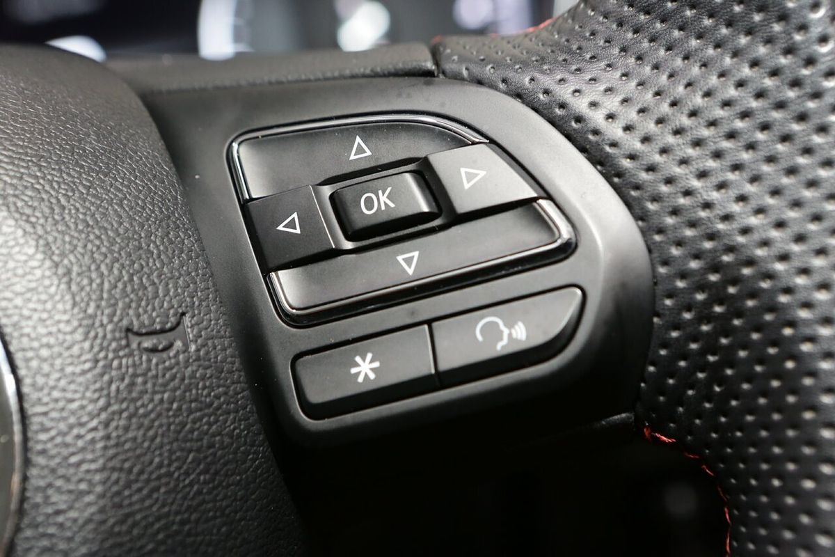 2024 MG HS Vibe SAS23