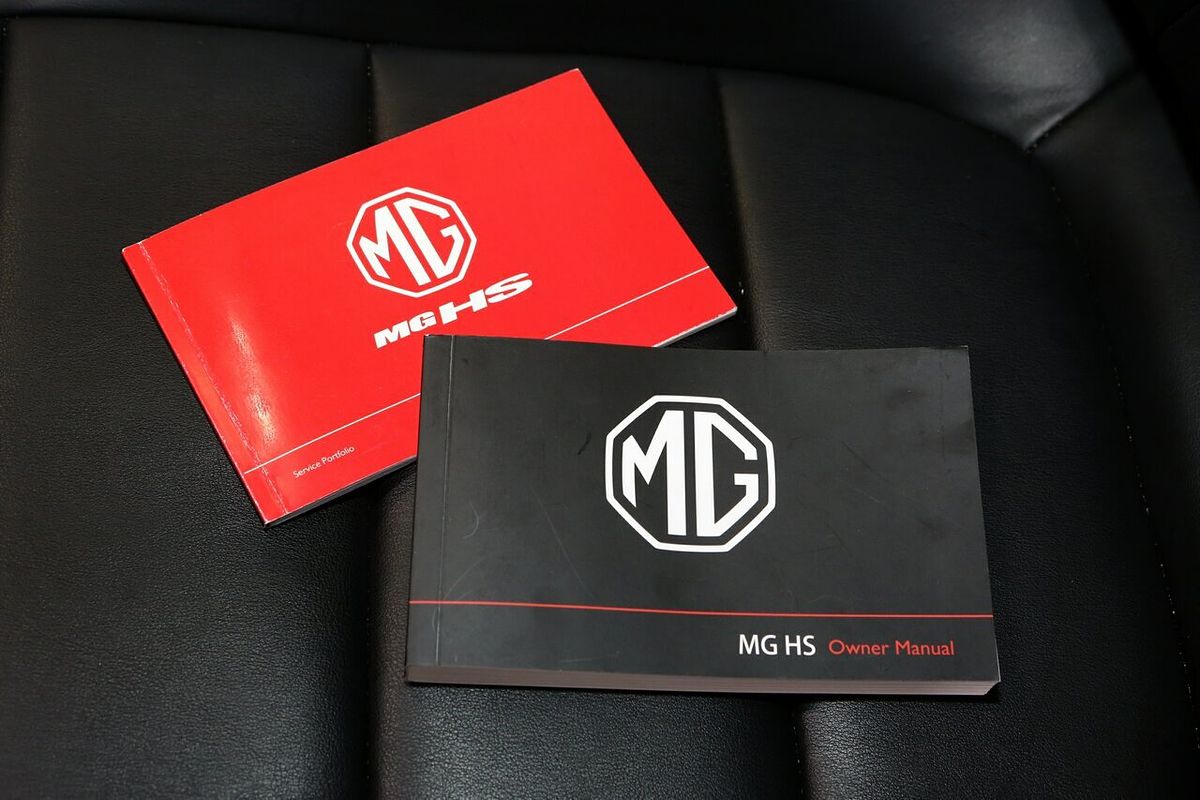 2024 MG HS Vibe SAS23