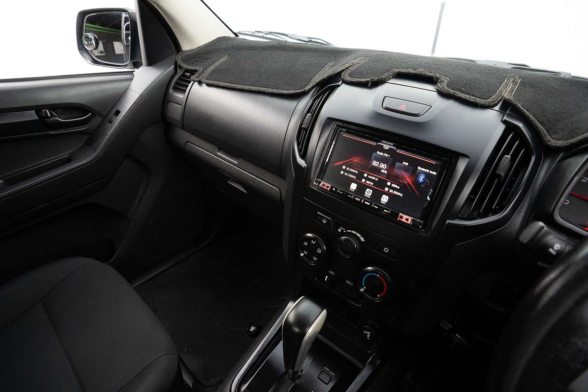 2015 Isuzu D-MAX SX 4X4
