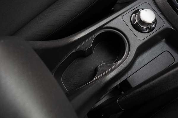 2015 Isuzu D-MAX SX 4X4