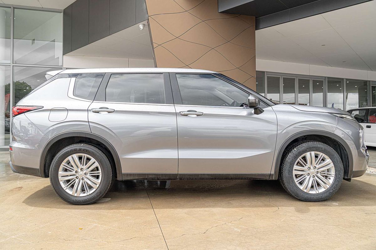 2021 Mitsubishi Outlander ES ZL