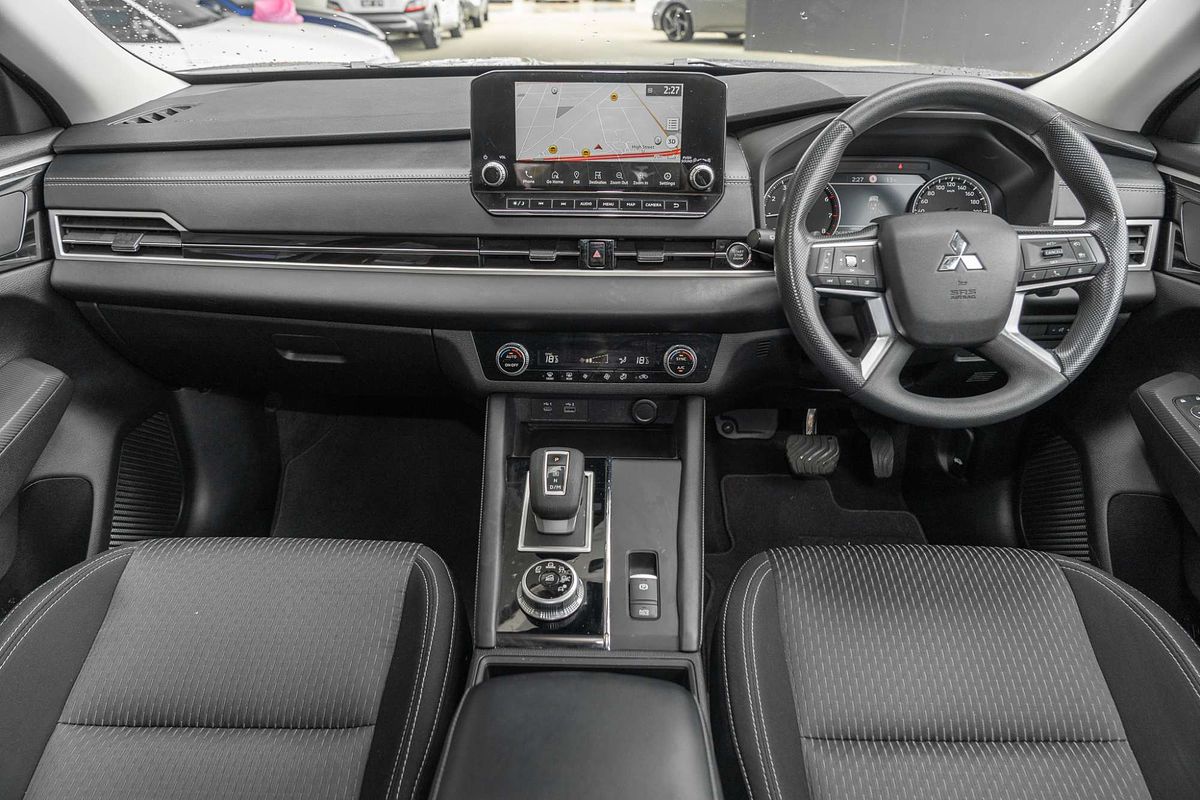 2021 Mitsubishi Outlander ES ZL