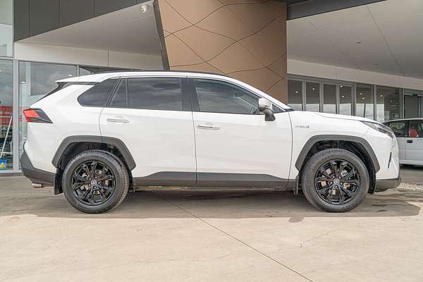 2022 Toyota RAV4 Cruiser AXAH52R