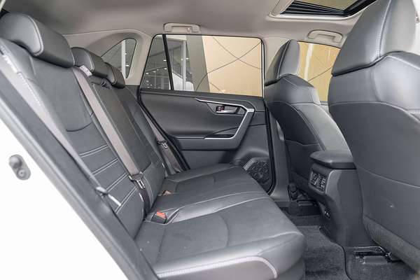 2022 Toyota RAV4 Cruiser AXAH52R