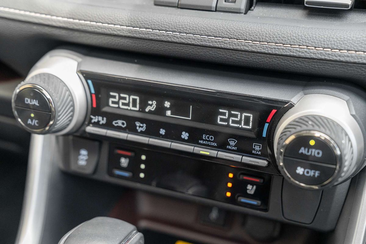 2022 Toyota RAV4 Cruiser AXAH52R