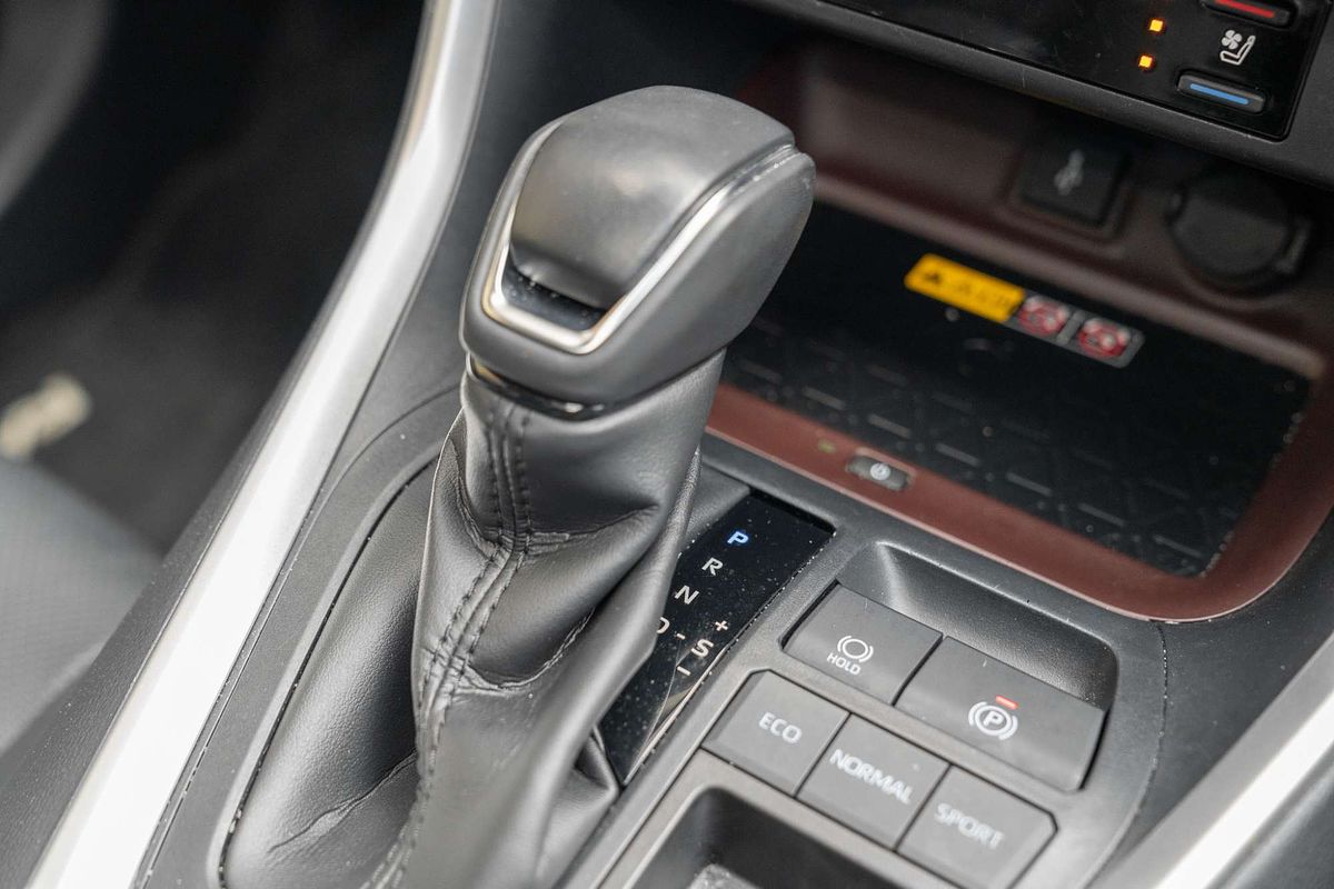 2022 Toyota RAV4 Cruiser AXAH52R