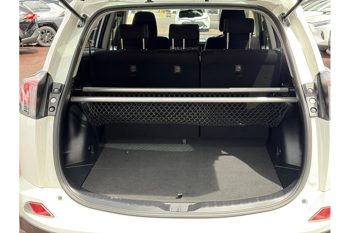 2016 Toyota RAV4 GXL ZSA42R